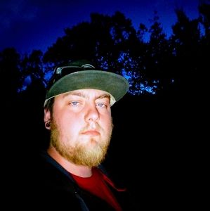 Meet your Posher, Devan